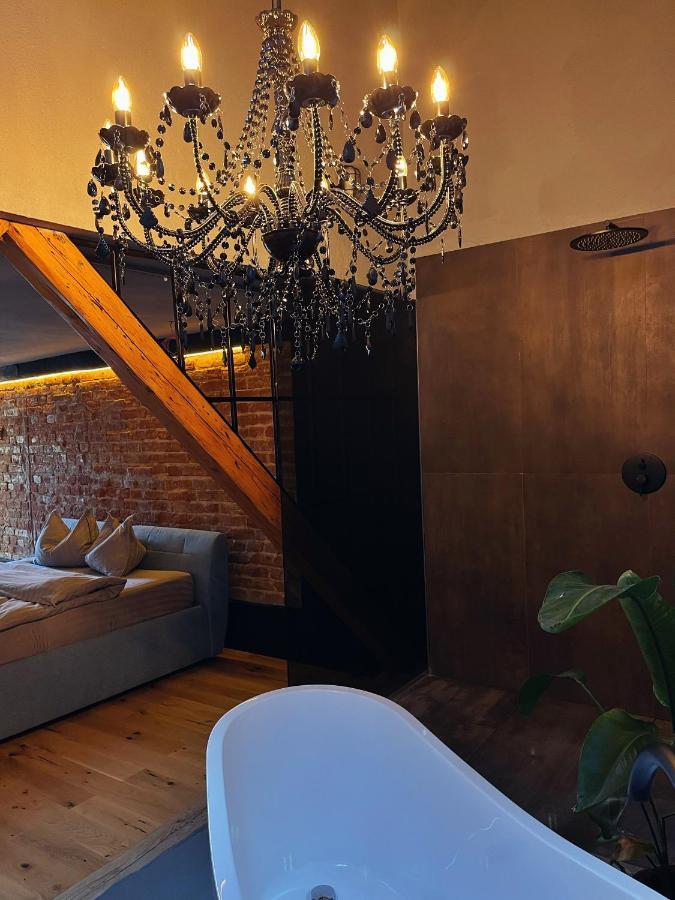 Apartament cu terasă