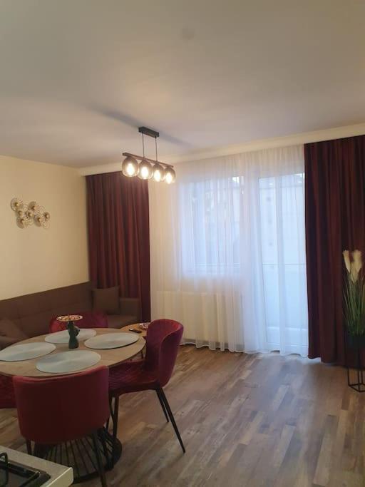 Apartament cu 2 dormitoare