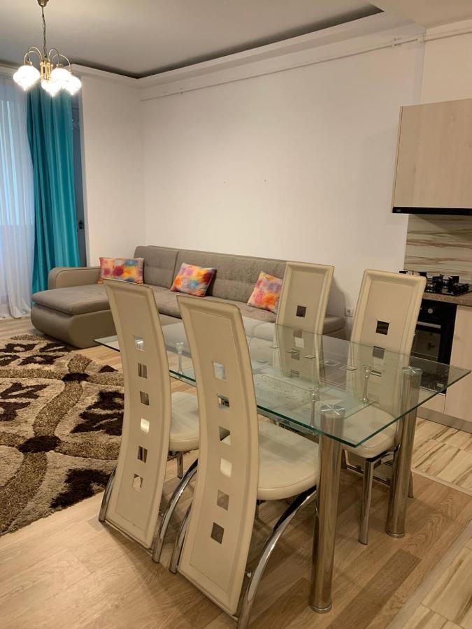 Apartament cu 2 dormitoare