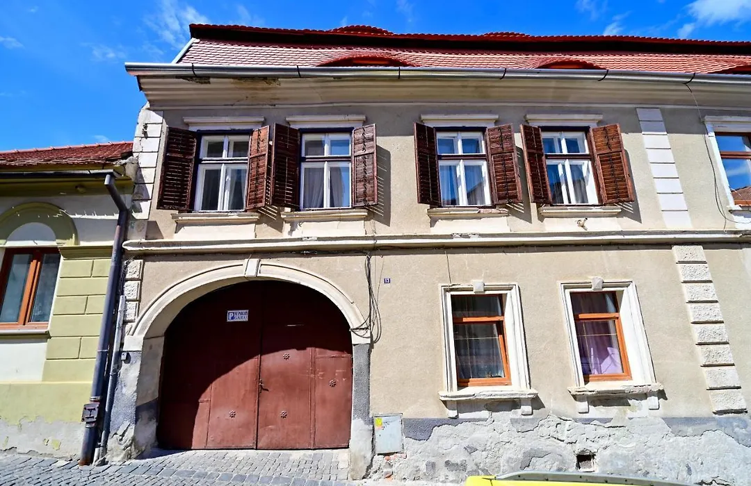 Flh - Anna'S Guest House-1