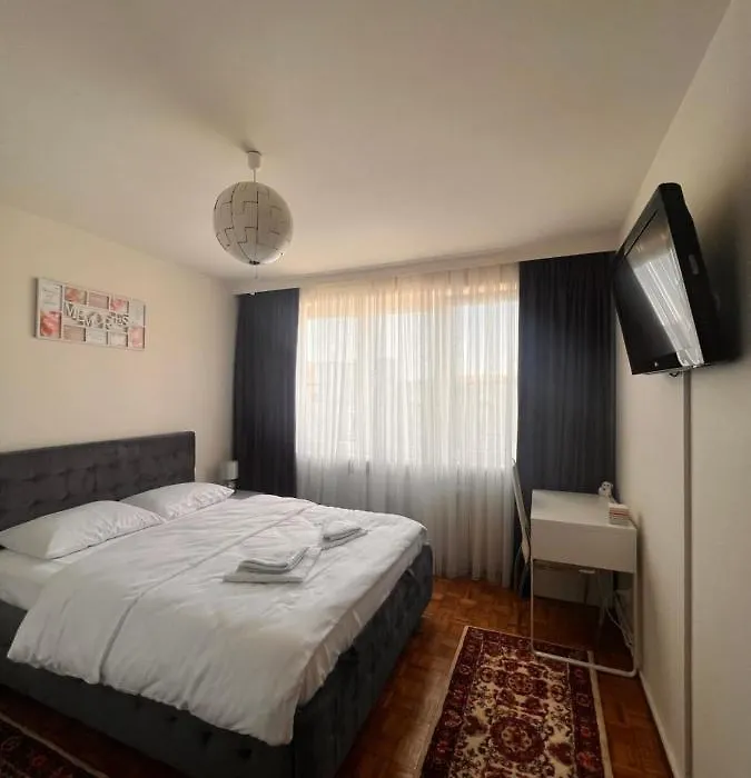 Apartament central Milea-1