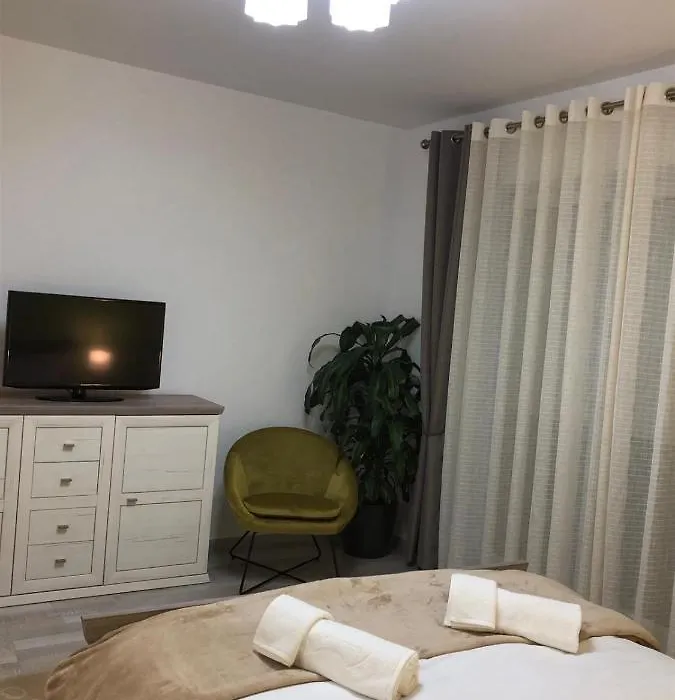 Maya Green Residence ****-1