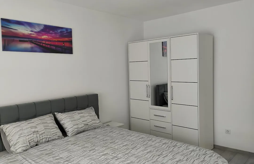 Apartament Acasă-1