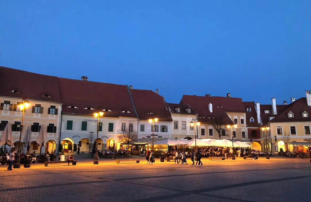Old Town Sibiu Studio - Historical Center Residence-1