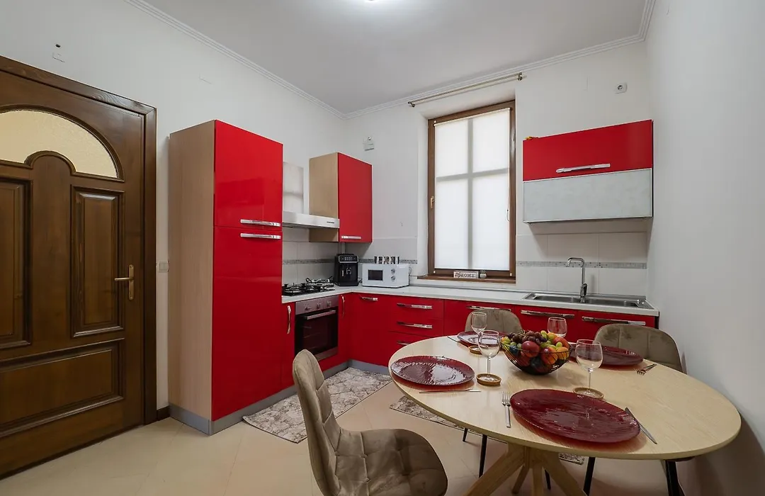 Mistic Apartament-1