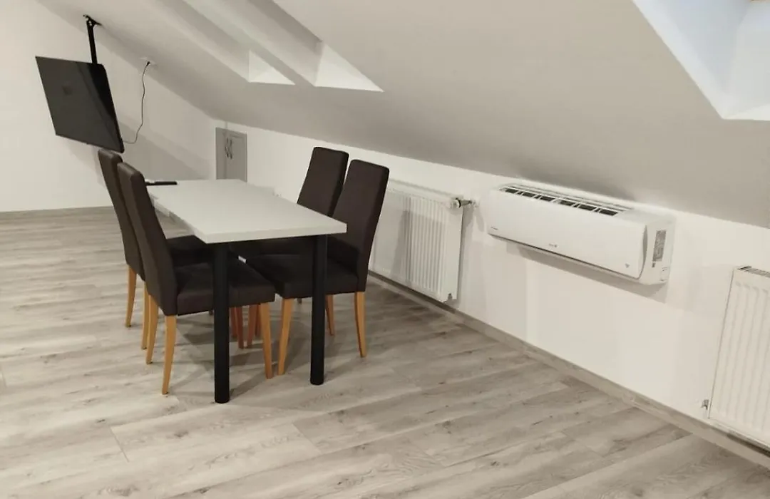 Cherry Tree Apartment-1