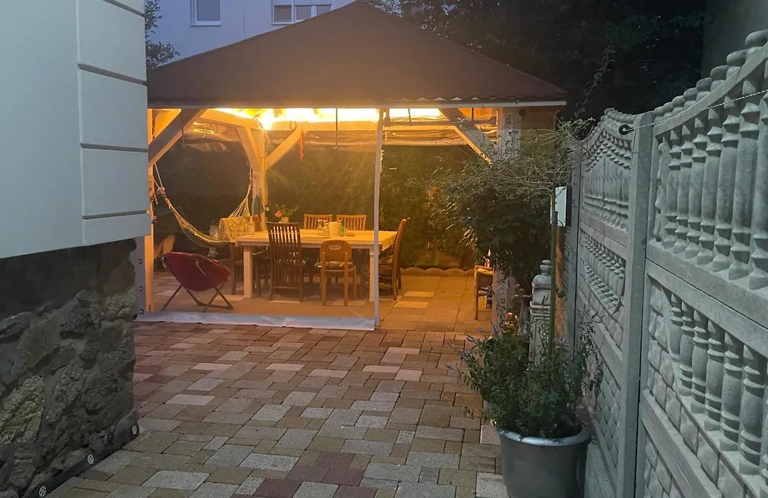 Dadi House-1