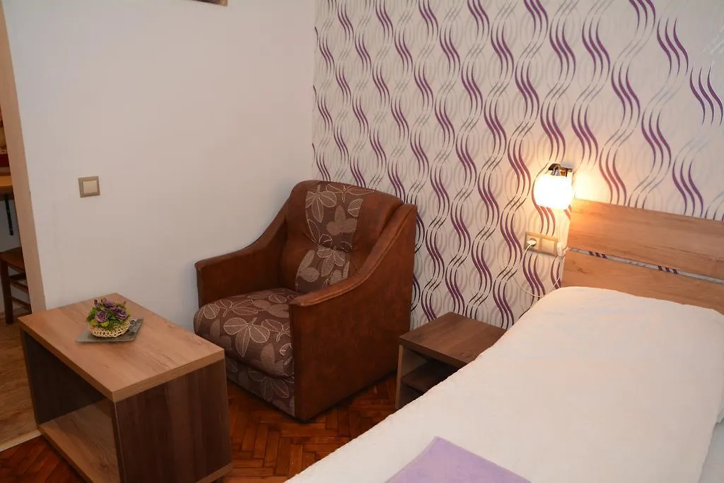 Apartament Supercentral Sibiu-1