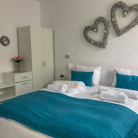 Gizell Apartment 1-2