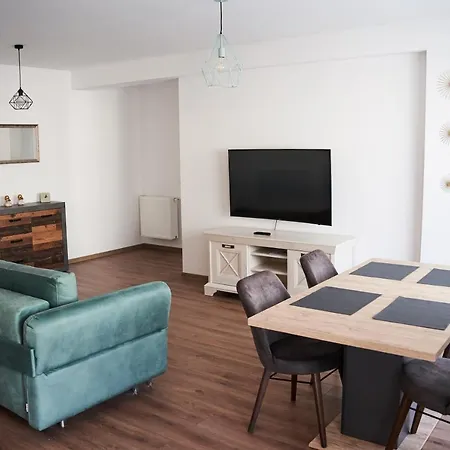 Flh - Modern 3 Apt Near Old Town - 15 Min Walk-2