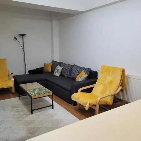 Andi Apartment-3