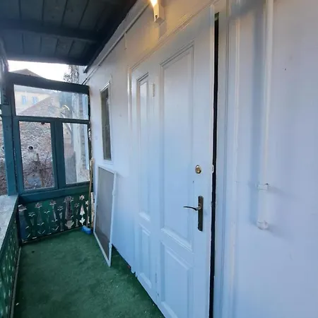 Cozy Apartment In The Heart Of Sibiu-3