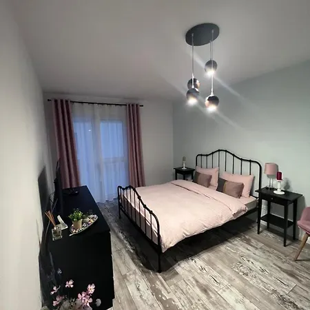 Eva'S Home-2