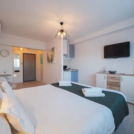 Holiday Studio Sibiu - Central, Cozy & Self Check-In-2