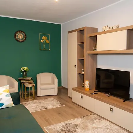 Green Vetiver Apartment-2