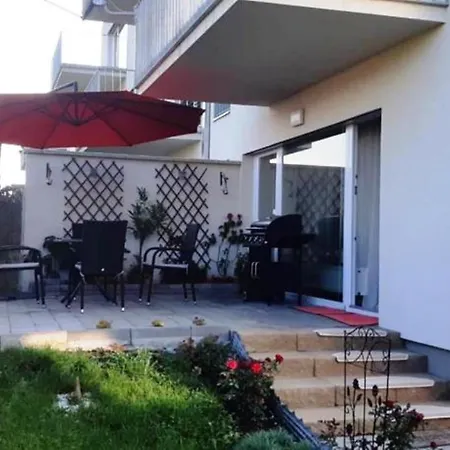 Vdk Apartament Swiss Village-3