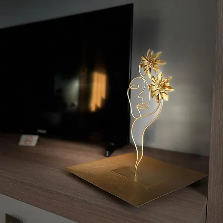 Green Vetiver Apartment-3