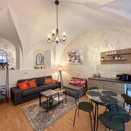 Serenity House Apartments-3