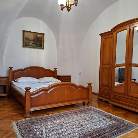 Classy View - Panoramic Sibiu Suite-3