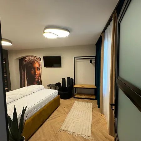 Art Residence-3
