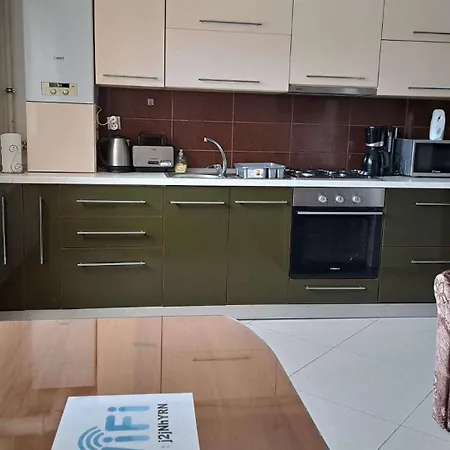 NinSib Apartament 3 Camere 72mp 4 Paturi-2