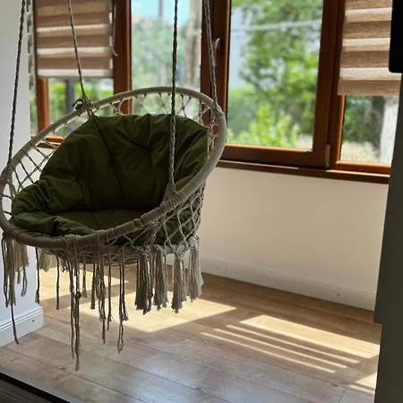 Cozy Corner Retreat-2