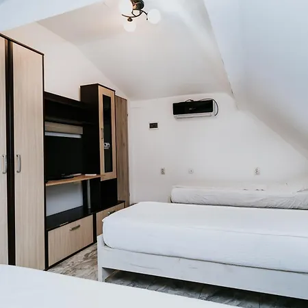 Apartment Attic-3