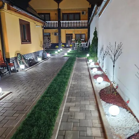 Cory'S House-2