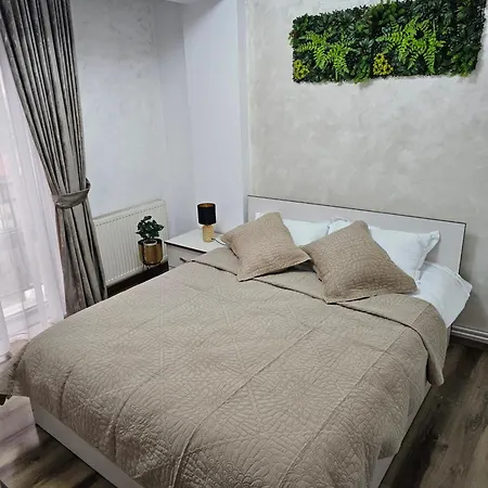 Airport Apartment-3