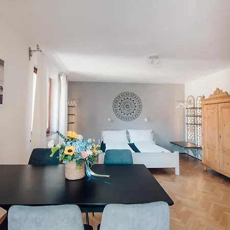 Sina'S Boutique Apartment #2-2