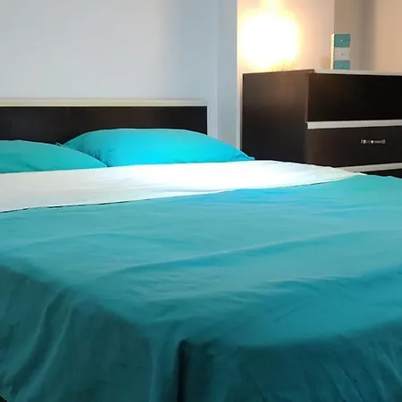 Blue Butterfly Apartment - Cozy And Stylish Stay-3