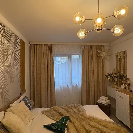 Sara Suite-2