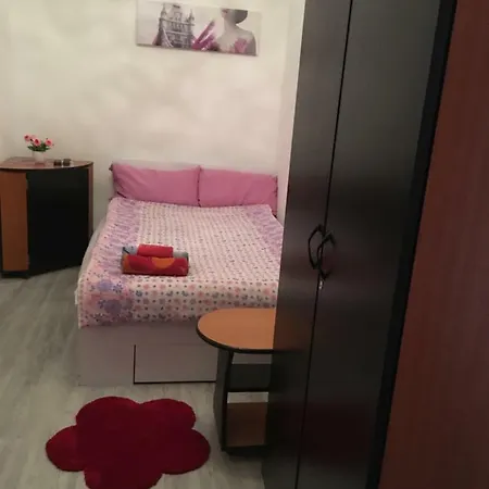 Small Studio2-2