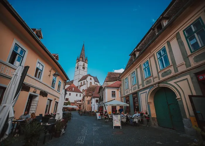 Authentic Old Town Retreat Apartment Sibiu