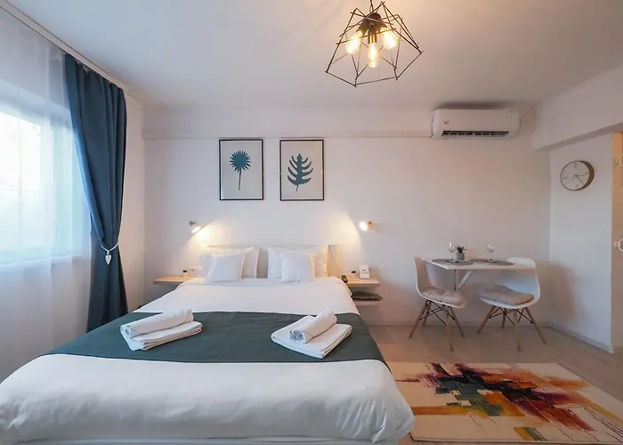 Holiday Studio Sibiu - Central, Cozy & Self Check-In