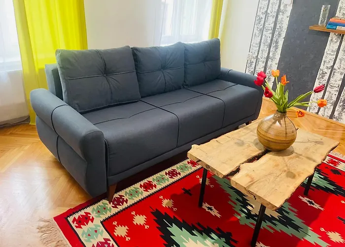 Spacious Stylish Apartment In Old Town Sibiu