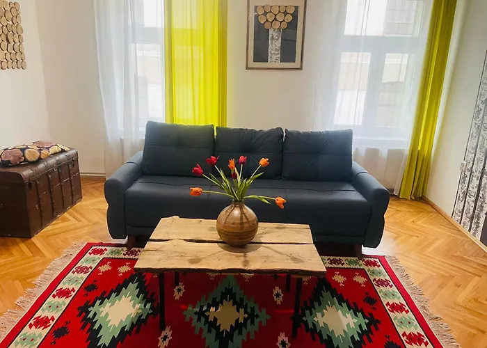 Spacious Stylish Apartment In Old Town Sibiu