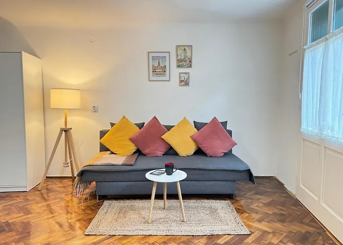 Charming Studio Ideal For Getaways Or Workations In Sibiu'S Medieval City Center