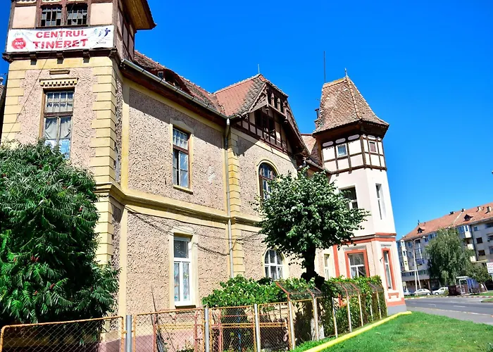 White House&Jacuzzi Apartment Sibiu