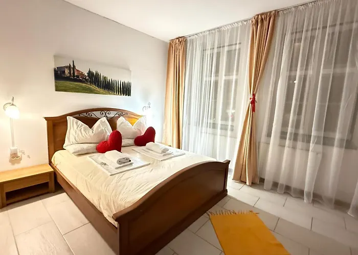 Buon Studio-Walk To Old Town And Train Station Sibiu