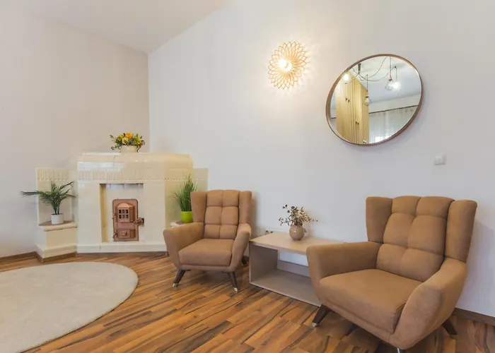 B8 - Large Apartment In Central Sibiu