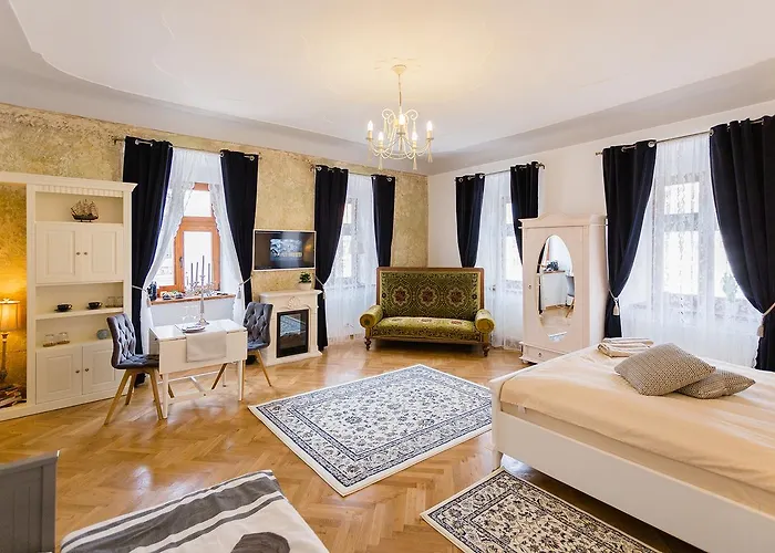 Crown Jewels Centre Sibiu Apartment